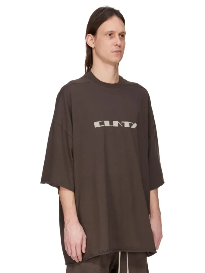 DRKSHDW FW25 CONCORDIANS TOMMY T IN DRKDUST/PEARL MEDIUM WEIGHT COTTON JERSEY DU02E7259RNEP2-7808 DRKSHDW FW25 CONCORDIANS TOMMY T IN DRKDUST/PEARL MEDIUM WEIGHT COTTON JERSEY DU02E7259RNEP2-7808