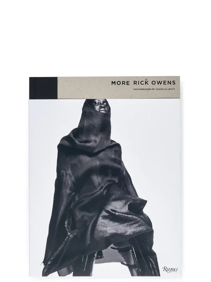 RICK OWENS – BOOKS BK02CLEVITT-100 RICK OWENS – BOOKS BK02CLEVITT-100